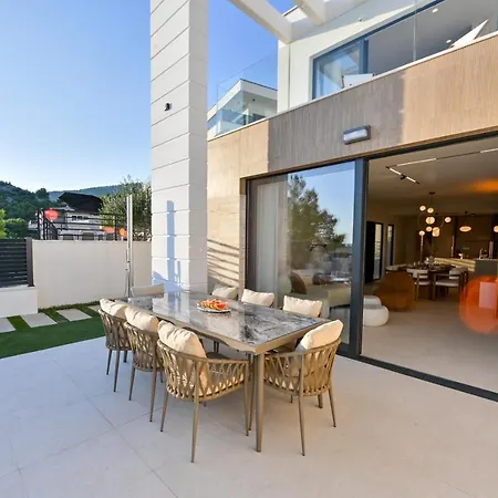 Villa Rosemary West - Heated Infinity Swimming Pool - Jacuzzi - Sea View Makarska