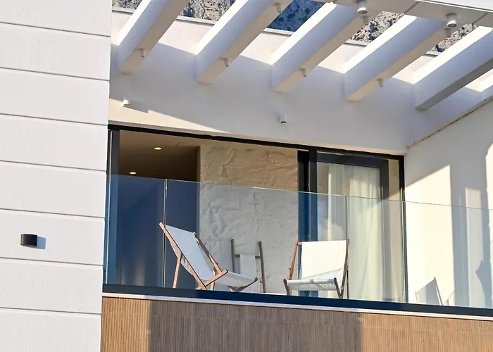 Rosemary West - Heated Infinity Swimming Pool - Jacuzzi - Sea View * Μακάρσκα