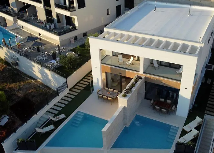 Rosemary West - Heated Infinity Swimming Pool - Jacuzzi - Sea View Βίλα Μακάρσκα