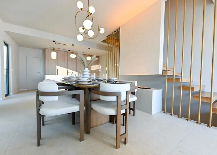 Βίλα Rosemary West - Heated Infinity Swimming Pool - Jacuzzi - Sea View *