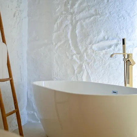 Rosemary West - Heated Infinity Swimming Pool - Jacuzzi - Sea View