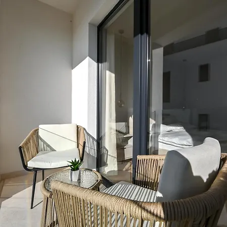 Rosemary West - Heated Infinity Swimming Pool - Jacuzzi - Sea View Vila Makarska