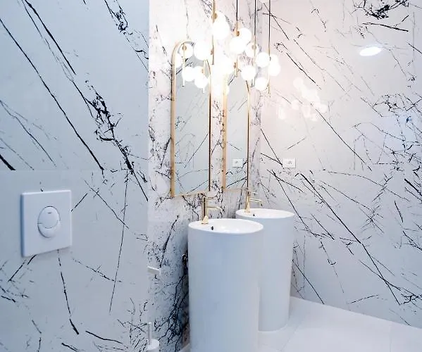 Villa Rosemary West - Heated Infinity Swimming Pool - Jacuzzi - Sea View *