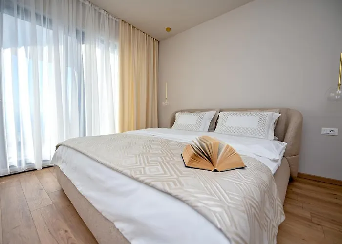 Willa Rosemary West - Heated Infinity Swimming Pool - Jacuzzi - Sea View Makarska