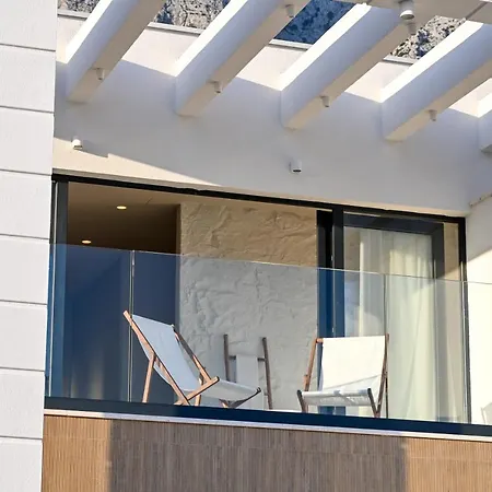 Rosemary West - Heated Infinity Swimming Pool - Jacuzzi - Sea View * מאקרסקה