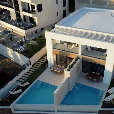 Rosemary West - Heated Infinity Swimming Pool - Jacuzzi - Sea View וילה מאקרסקה